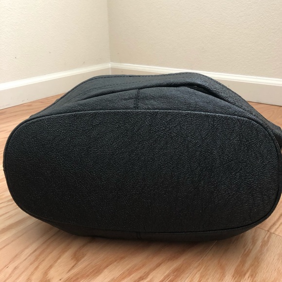 Authentic Givenchy Nightingale Black Leather- Med - Picture 6 of 8